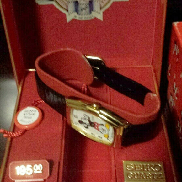 SEIKO DISNEY 60TH ANNIVERSARY MICKEY MOUSE WATCH main image 4